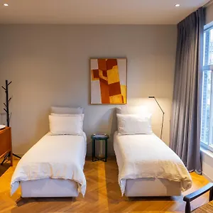 Bed & Breakfast Vondel 99, Amsterdam