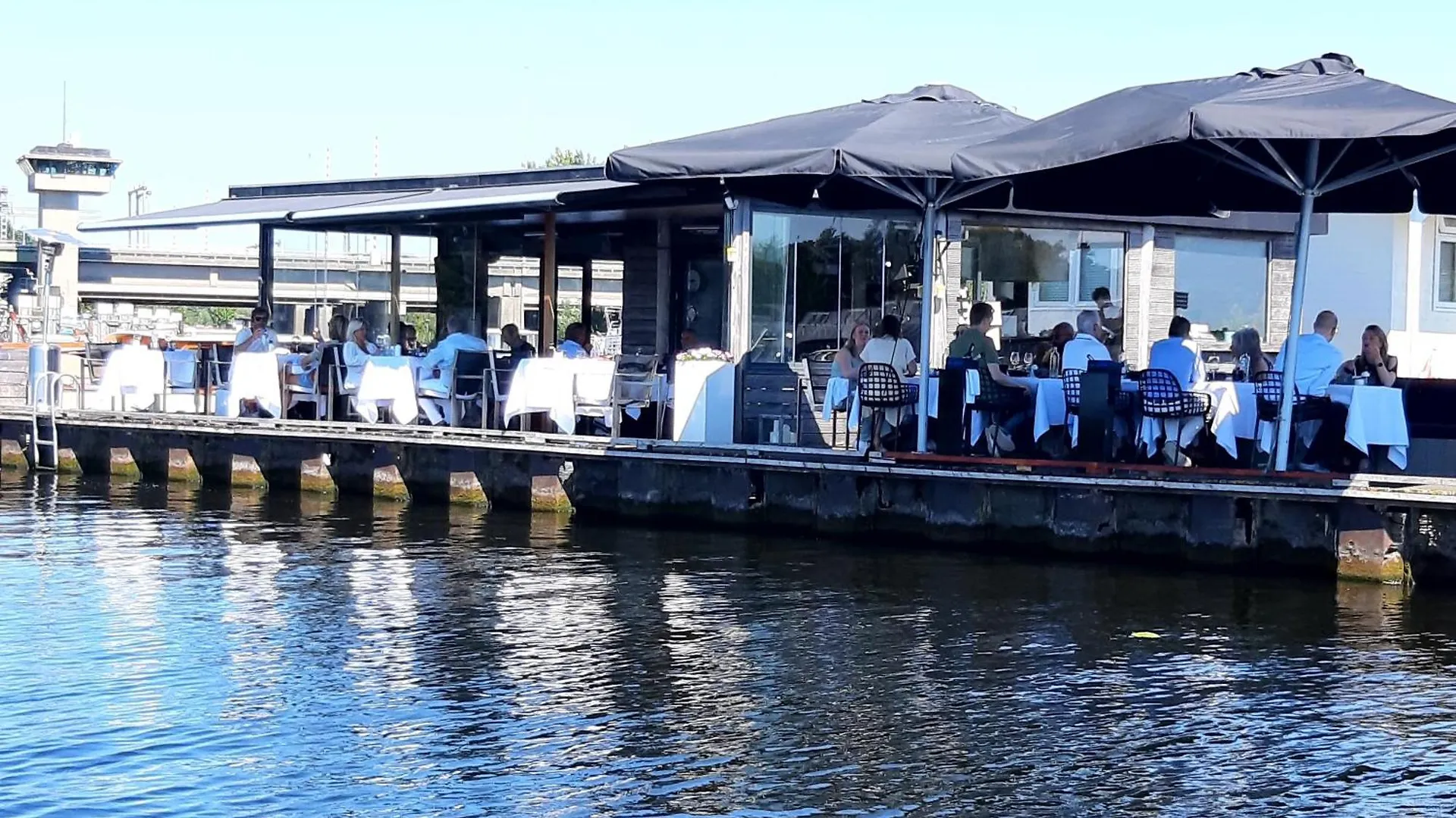 Botel Hotel Motorjacht At Ease Amsterdam